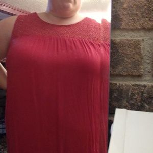 Tunic sleeveless blouse with crochet detail